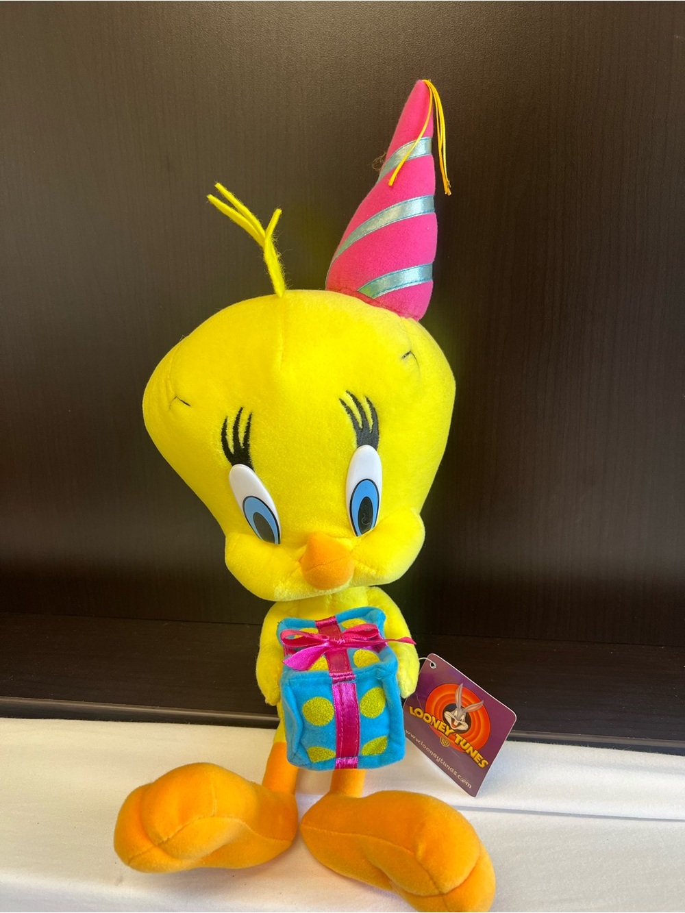 RARE!! Warner Bros. Tweety Plush Toy in Yellow with Party Hat